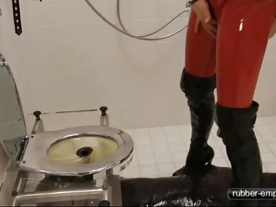 Szexi kurva csinál egy ütés xxx ingyen munkát