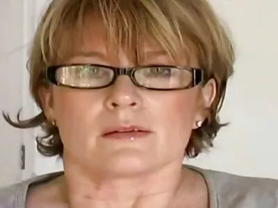 Szopás magyarul beszélő pornófilmek szopás