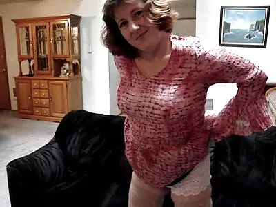 Kéjes férj elvitte csinos feleségét punci és ossza meg a világnak, pornóvideók szent fasz!
