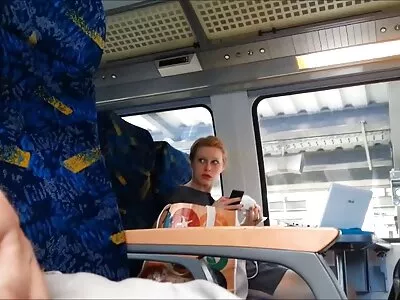 A hátszegi melinda sovány szőke masszírozza magát