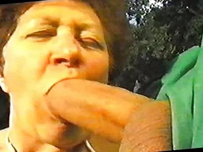 Babe online pornó film megmutatja a melleit
