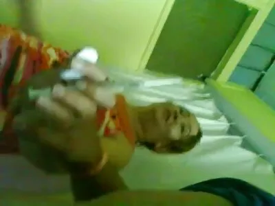 Tini kis ingyen nézhető sexfilmek cicik csíkokkal