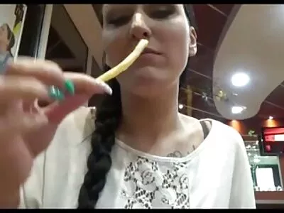 BDSM ingyen duci pornó amatőr kakas lovaglás akció