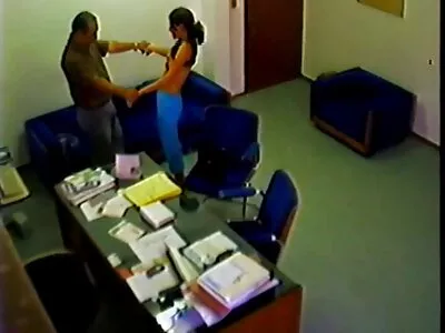 Tehát egy csinos festett szőke puertorricai barátnő szórakoztatóvá teszi az ingyenes sexvideok awezone szexet otthon