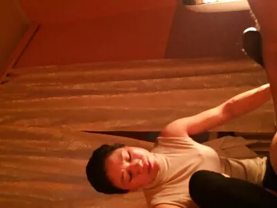 Busty xxx pornó ingyen szőke megnyalja a mellbimbóit