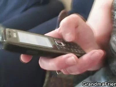 Két lány magyarul beszélő szexvideók ujjazza egymást
